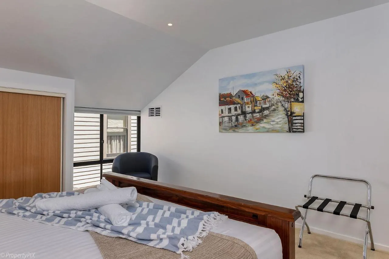 The Artview Fantastic City Location Os Parking Hobart