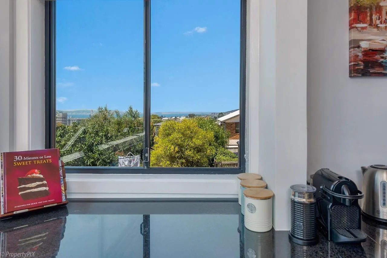 The Artview Fantastic City Location Os Parking Hobart 0*,  Australia